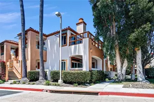 360 Villa Point Dr, Newport Beach, CA 92660 - Photo 2