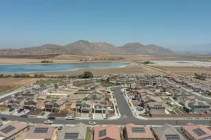 28360 Hollow Grove, Nuevo, CA 92567 - Photo 6