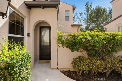 111 Tallowood, Irvine, CA 92620 - Photo 2