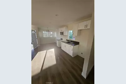 845 W 56th Street, Los Angeles, CA 90037 - Photo 18