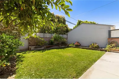 3940 Lees Avenue, Long Beach, CA 90808 - Photo 36