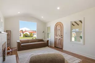 2014 W 84th St, Los Angeles, CA 90047 - Photo 12