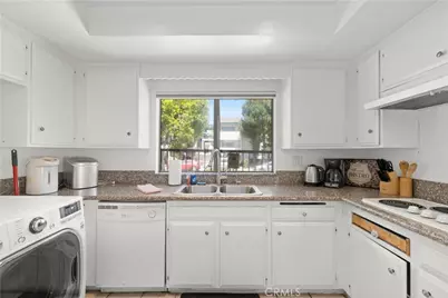 333 N Chapel Avenue, Alhambra, CA 91801 - Photo 10