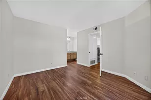 3537 W Greentree Cir, Anaheim, CA 92804 - Photo 18