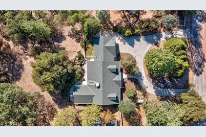 39367 Pine Ridge Road, Oakhurst, CA 93644 - Photo 40
