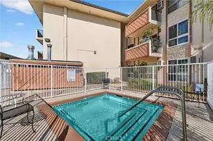 5585 E Pacific Coast Hwy, Long Beach, CA 90804 - Photo 24