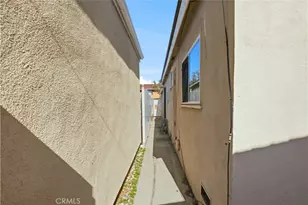 9234 Elizabeth Ave, South Gate, CA 90280 - Photo 6