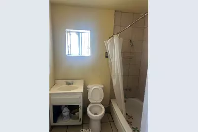 400 N Central Avenue, Compton, CA 90220 - Photo 16