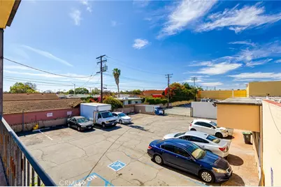 2010 W Lincoln Avenue, Anaheim, CA 92801 - Photo 12