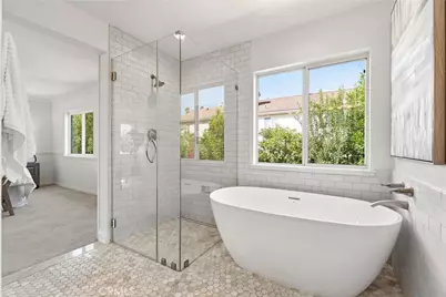 81 Linhaven, Irvine, CA 92602 - Photo 20