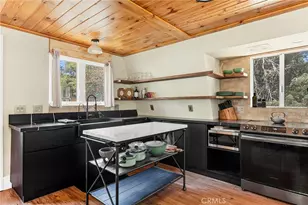 43544 Ridgecrest Dr, Big Bear Lake, CA 92315 - Photo 4