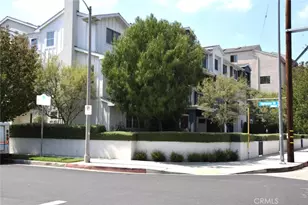 10757 Hortense, Toluca Lake, CA 91602 - Photo 2