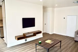 10757 Hortense, Toluca Lake, CA 91602 - Photo 14