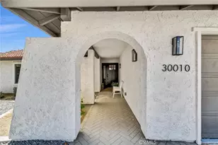 30010 Gulf Stream, Canyon Lake, CA 92587 - Photo 2