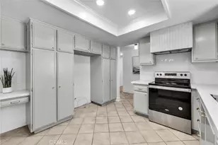 30010 Gulf Stream, Canyon Lake, CA 92587 - Photo 12