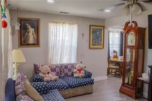 27020 Girard, Hemet, CA 92544 - Photo 6