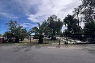 2527 W 3rd Ave, San Bernardino, CA 92407 - Photo 10