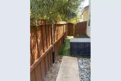 41238 Essex Court, Temecula, CA 92591 - Photo 10