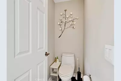 9445 Allison, Cypress, CA 90630 - Photo 20