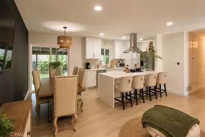 913 E Myrtle St, Santa Ana, CA 92701 - Photo 1