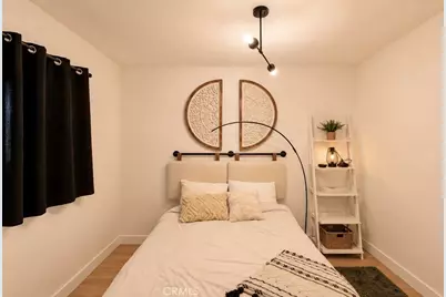 913 S Myrtle St, Santa Ana, CA 92701 - Photo 16