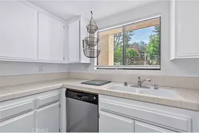 2501 Temple Ave Avenue #104, Signal Hill, CA 90755 - Photo 4