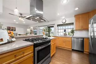 11313 Hart Way, Cypress, CA 90630 - Photo 32
