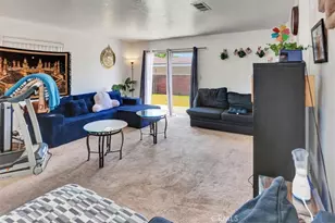 12725 Barlin Ave, Downey, CA 90242 - Photo 8