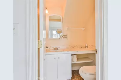 10406 Carlyle Court, Cypress, CA 90630 - Photo 12