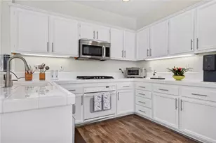 1355 Canterbury, Fullerton, CA 92831 - Photo 14