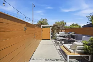 828 Indiana, Venice, CA 90291 - Photo 2