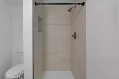312 E Peace, Long Beach, CA 90805 - Photo 52