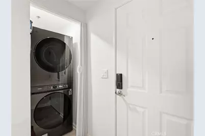 838 Pine #215, Long Beach, CA 90813 - Photo 4