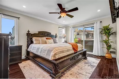 42 56th Pl, Long Beach, CA 90803 - Photo 24