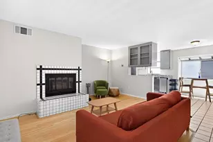 1418 E Florida St, Long Beach, CA 90802 - Photo 2