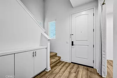 575 S Mosaic, Anaheim, CA 92805 - Photo 4