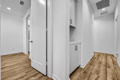 575 S Mosaic, Anaheim, CA 92805 - Photo 22
