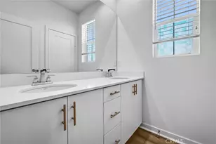 575 S Mosaic, Anaheim, CA 92805 - Photo 30