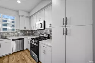 575 S Mosaic, Anaheim, CA 92805 - Photo 16