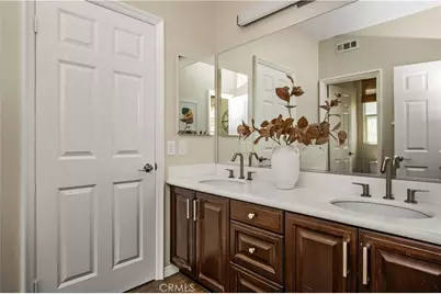 6 Thorn Hill, Irvine, CA 92602 - Photo 22
