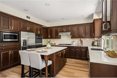 6 Thorn Hill, Irvine, CA 92602 - Photo 10