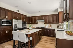 6 Thorn Hill, Irvine, CA 92602 - Photo 10