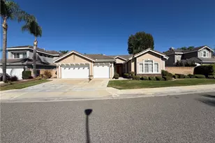 116 Gomez, Placentia, CA 92870 - Photo 2