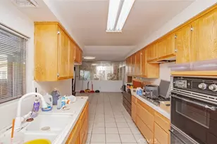 4427 W 166th, Lawndale, CA 90260 - Photo 18