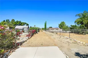 1018 W Casmalia, Rialto, CA 92377 - Photo 22