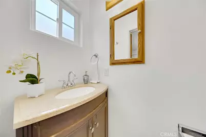 311 Kinley, La Habra, CA 90631 - Photo 32