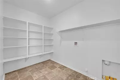 29476 Canteen, Winchester, CA 92596 - Photo 16