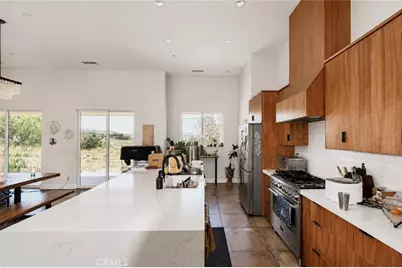 7729 Marilyn Drive Drive, Corona, CA 92881 - Photo 6