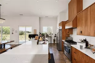 7729 Marilyn Dr Dr, Corona, CA 92881 - Photo 6