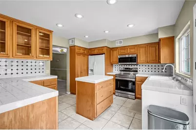 10462 Rio Grande Court, Fountain Valley, CA 92708 - Photo 10